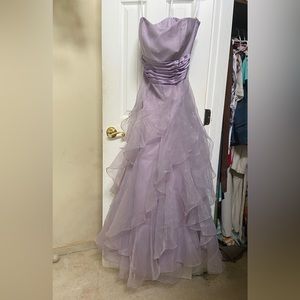 David’s Bridal tiered organza bridesmaid’s dress